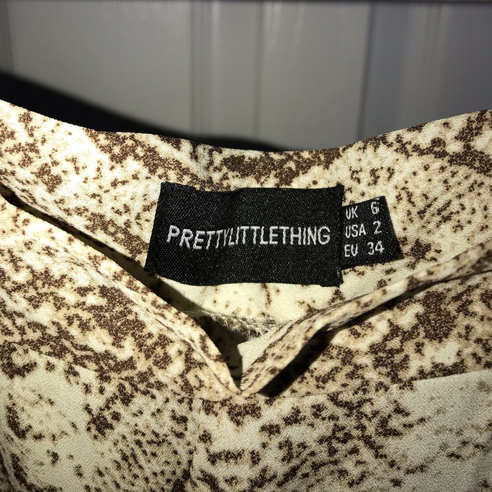 Snake print pants / light weight